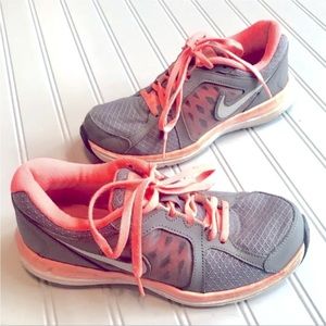 Women's Nike Dual Fusion ST3 size 6.5